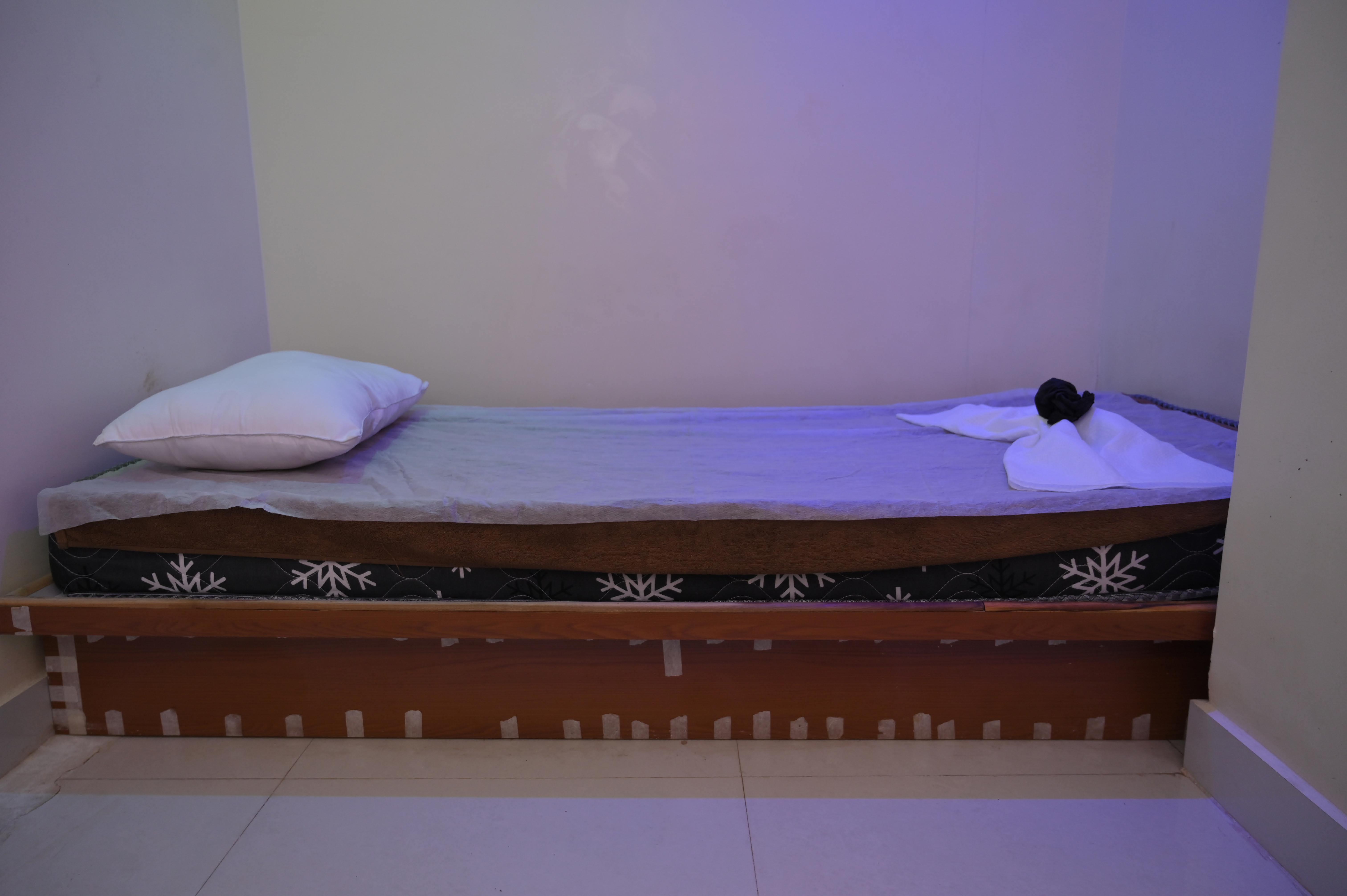 Best Blue Radiance Spa interior photo 24